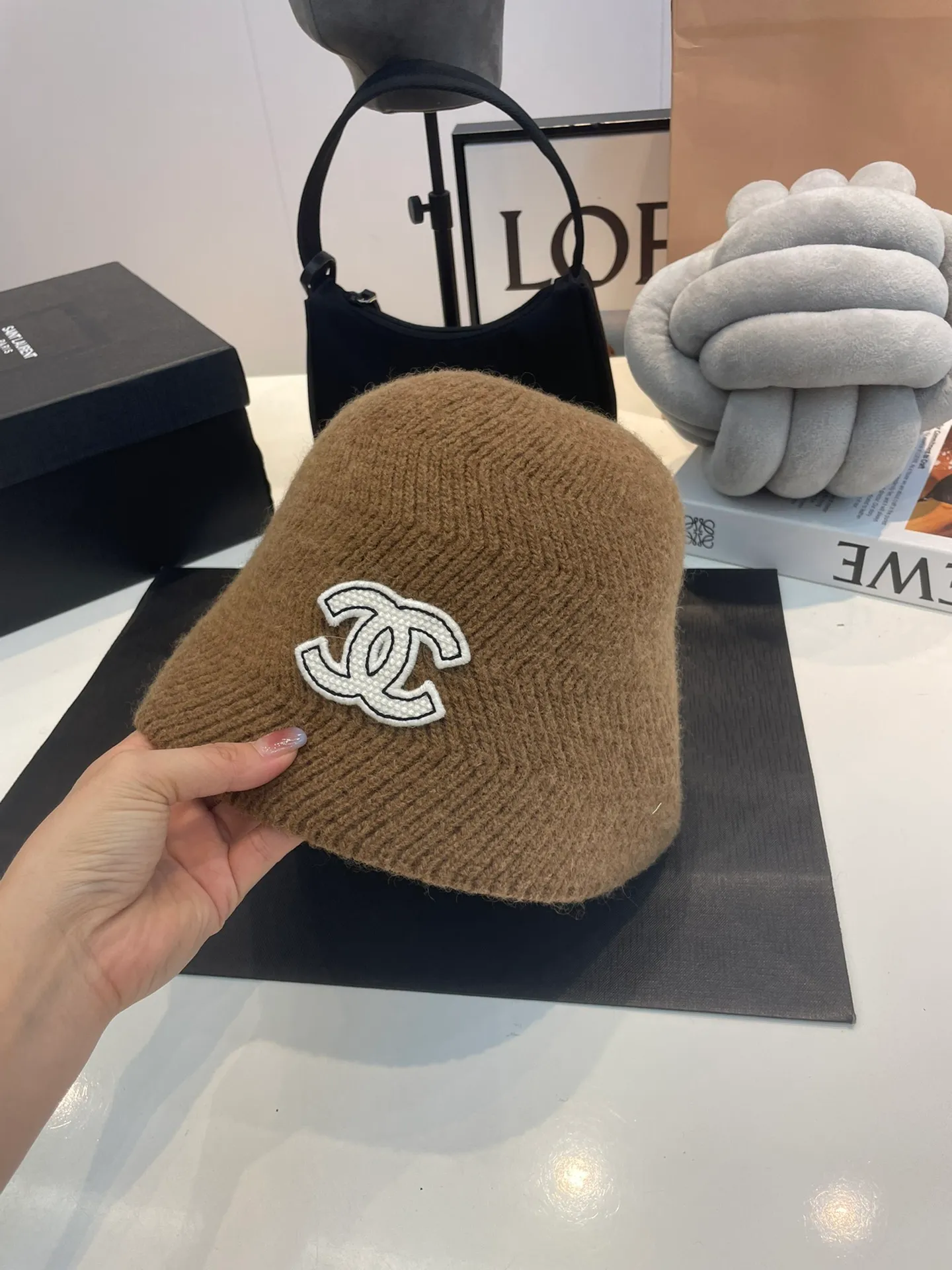P70 Chanel Chanel 2023 new autumn and winter woolen bucket hat, wool fisherman hat, 100% wool fabric 🦙% head circumference 57cm