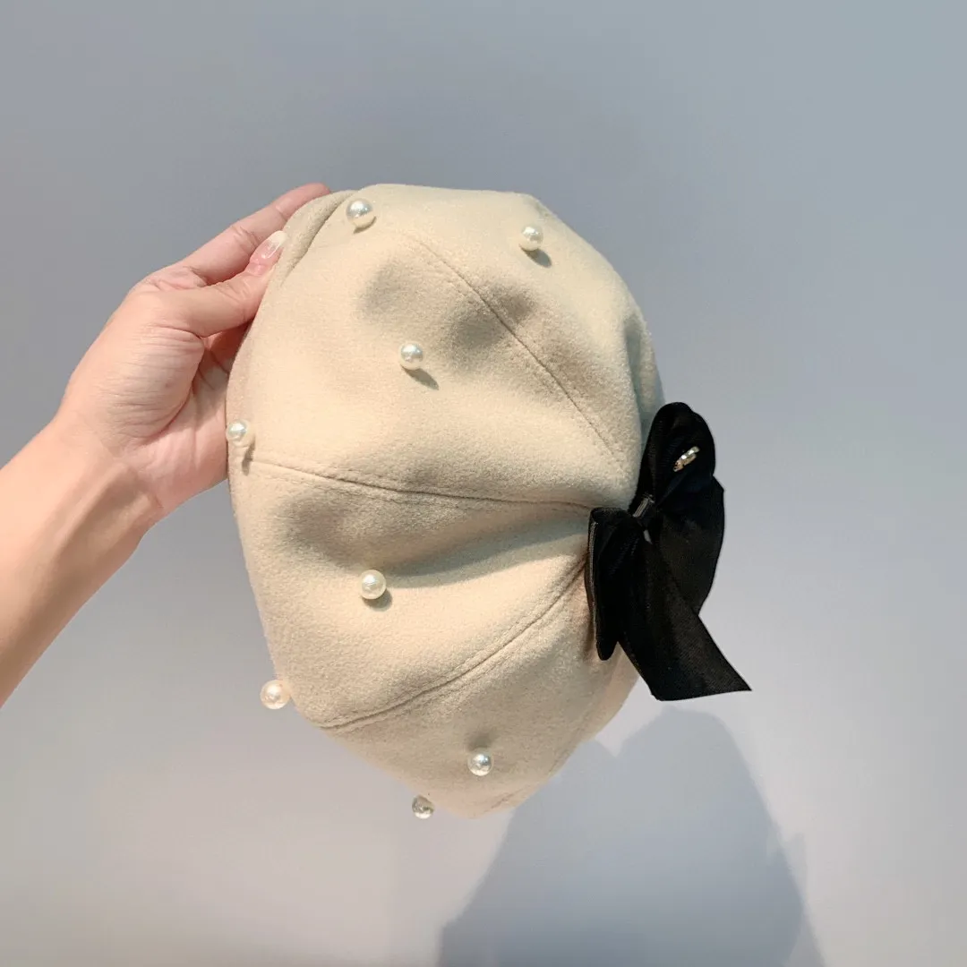 P80 Chanel Chanel pearl beret, 2021 autumn and winter new wool fabric octagonal hat, super cute bow🎀, black, khaki, beige and white three colors
