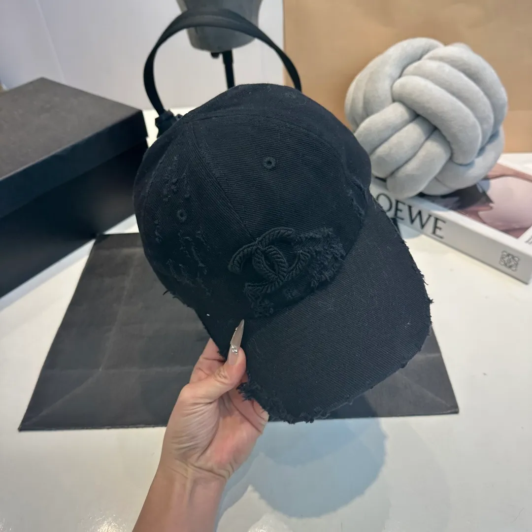 P60 Chanel CH.NEL new baseball cap, Xiaoxiang is classic and simple, fashionable and casual design, popular new product