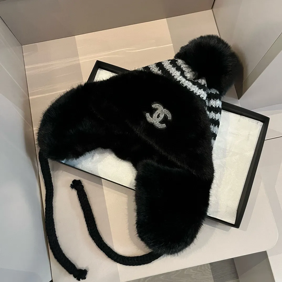 💰120¥ Chanel new ear protection hat, thickened and warm