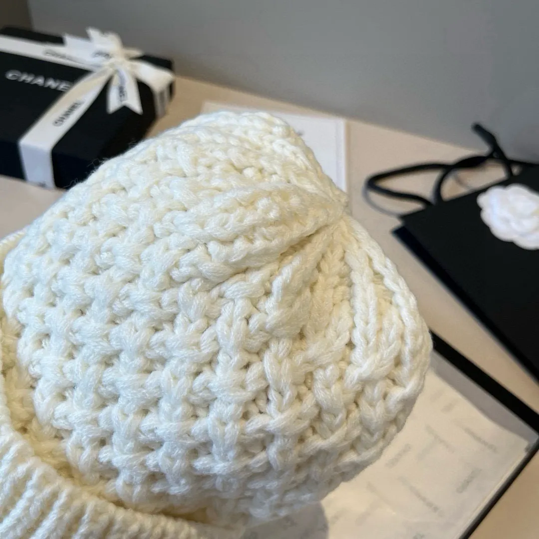 💰70¥ Chanel knitted beanie