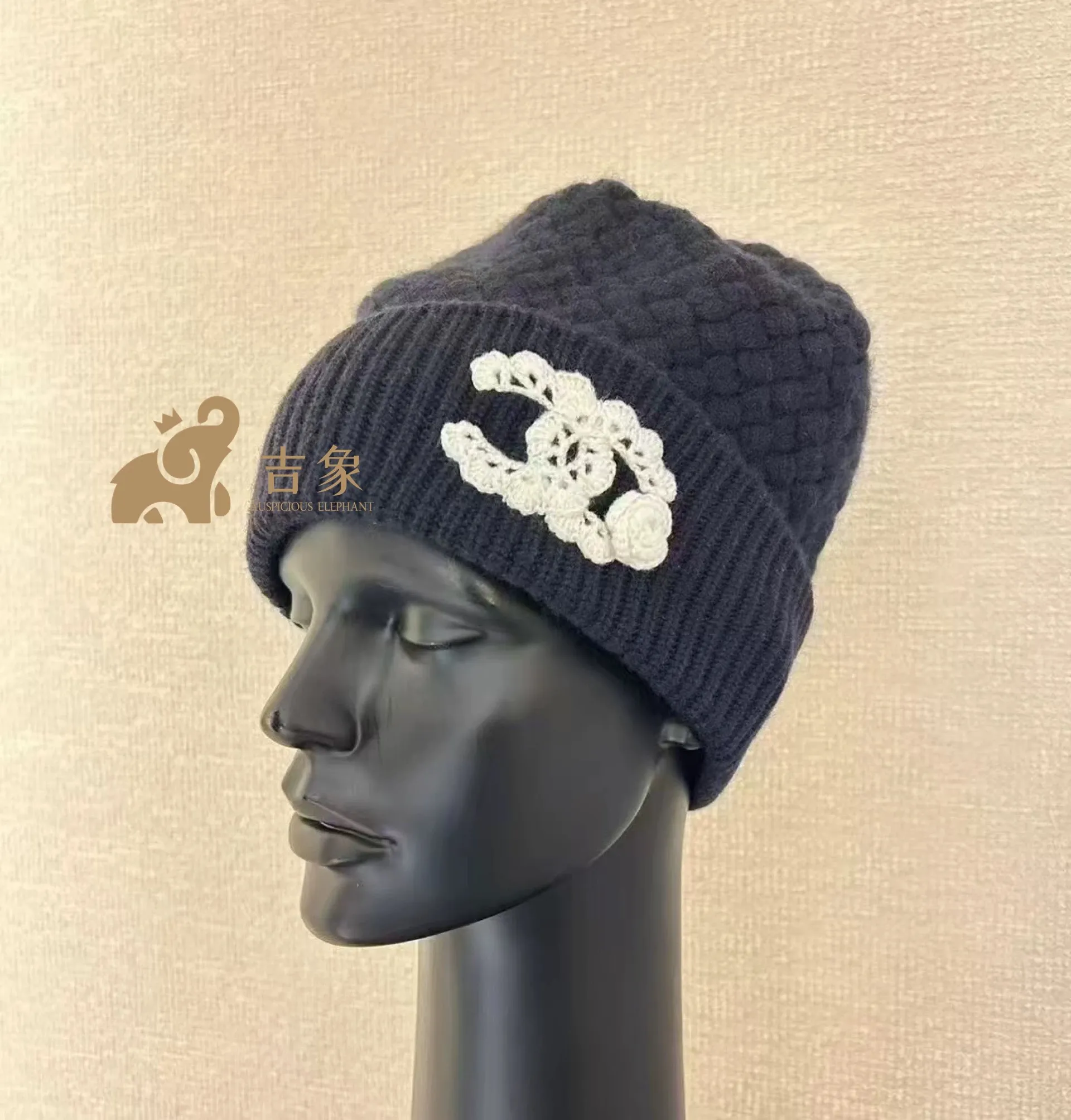 05 Chanel cold beanie hat