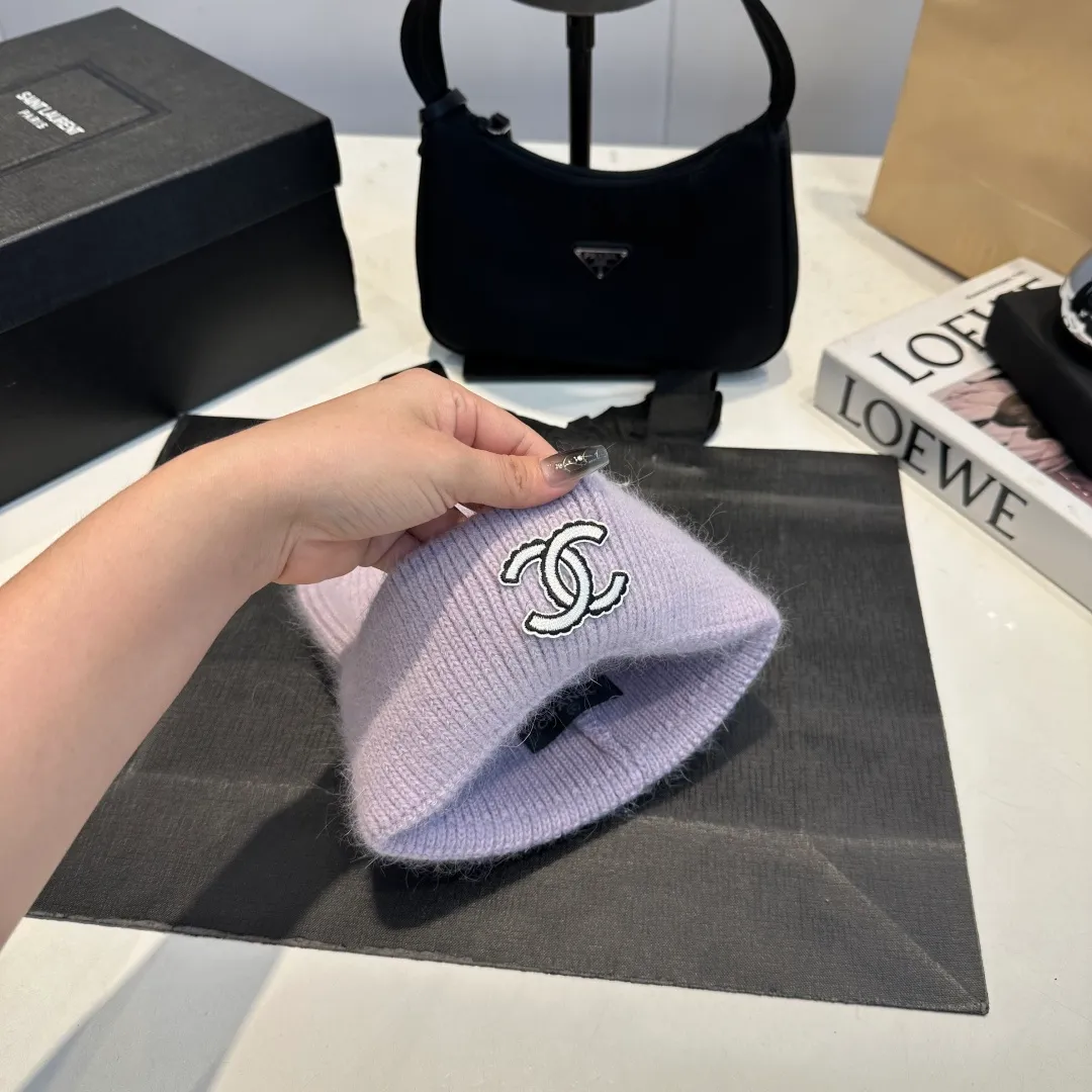 P60 Chanel official website quality Chanel autumn and winter woolen hat recommended by Internet celebrity fashion bloggers, Xiaohongshu popular style, super soft and comfortable knitted hat with excellent elasticity
