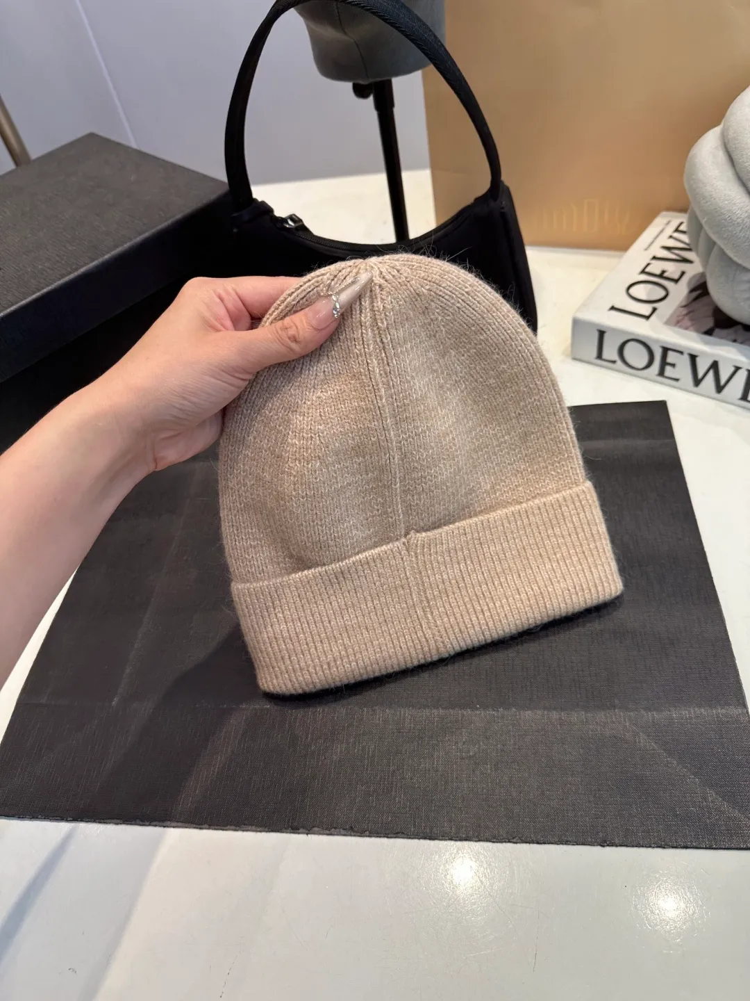 P50 Chanel CHANEL new wool hat, Xiaoxiang is classic and simple, fashionable and casual design, popular new product