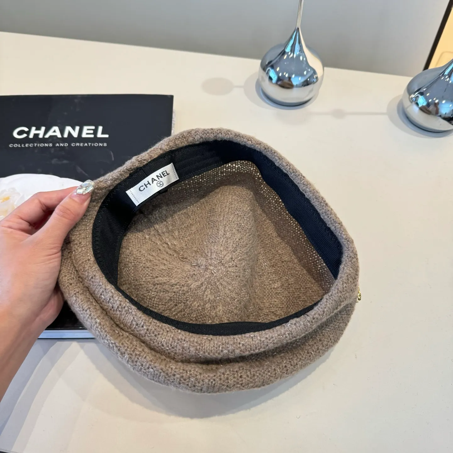 💰100¥ Chanel wool beret, small fragrant style beret, head circumference 57cm