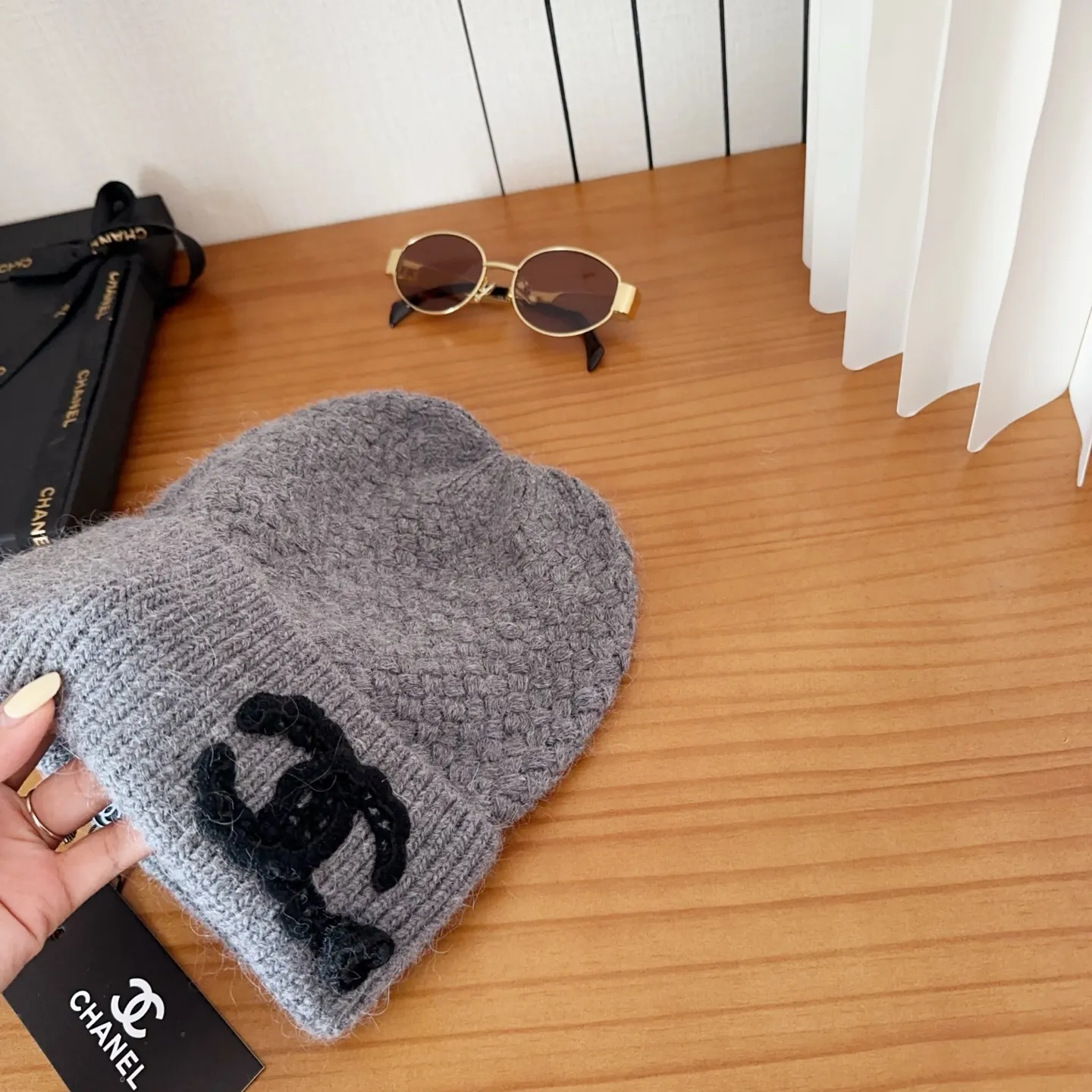 💰90 Chanel official website releases CHANEL small and popular knitted hat! Xiaohongshu’s new product is released, it’s so 🉑️, high-elastic fabric, classic colors, same style for men and women.