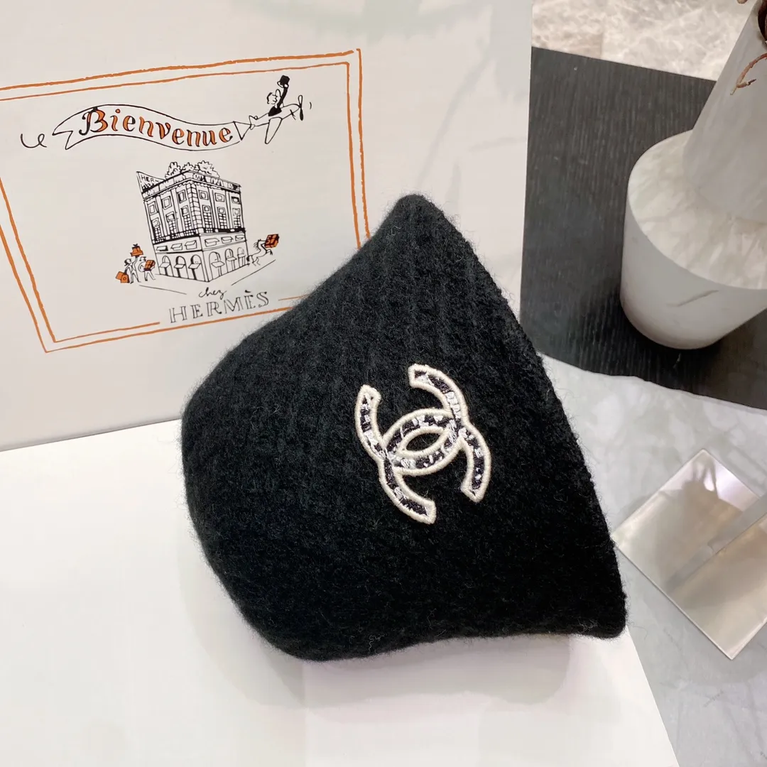 Special batch of 70 Chanel cloth hats, new autumn and winter fisherman hats, claw sun hat, head circumference 57cm