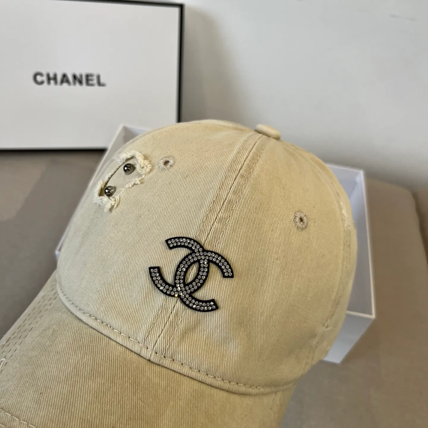 P60 CHANEL Chanel 2025 new small fragrance big-name baseball cap, counter classic style, unisex, head circumference 57, four colors available