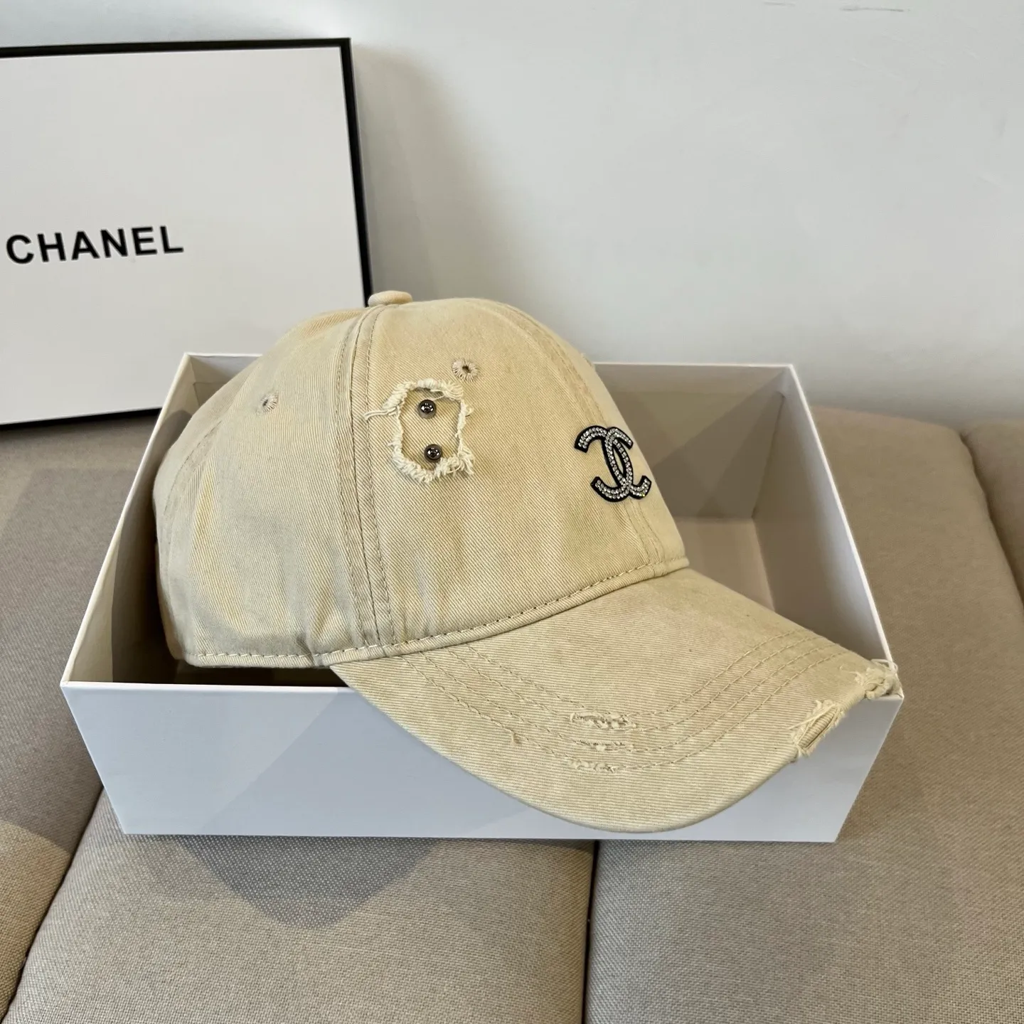 P60 CHANEL Chanel 2025 new small fragrance big-name baseball cap, counter classic style, unisex, head circumference 57, four colors available