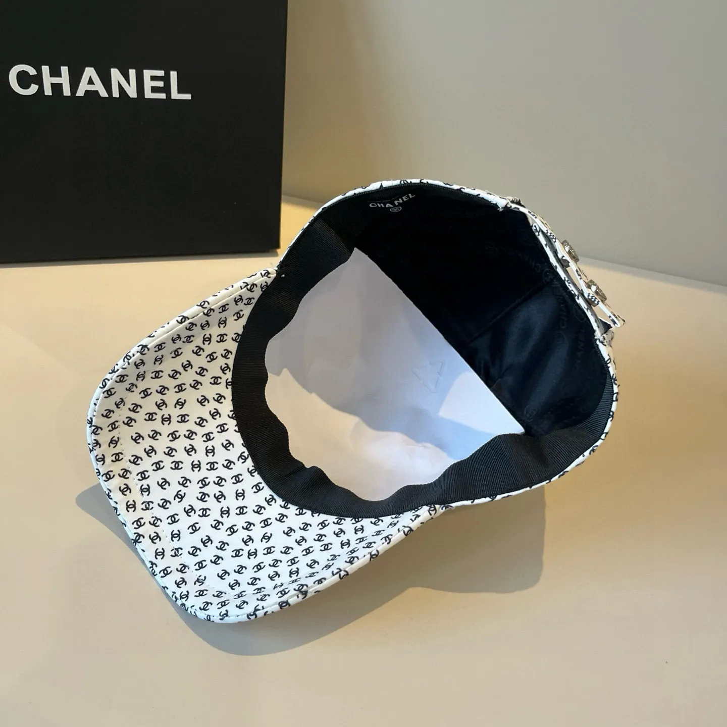 P70💰Chanel CHANEL official new baseball cap, Xiaoxiang is classic and simple, fashionable and casual design, popular new product