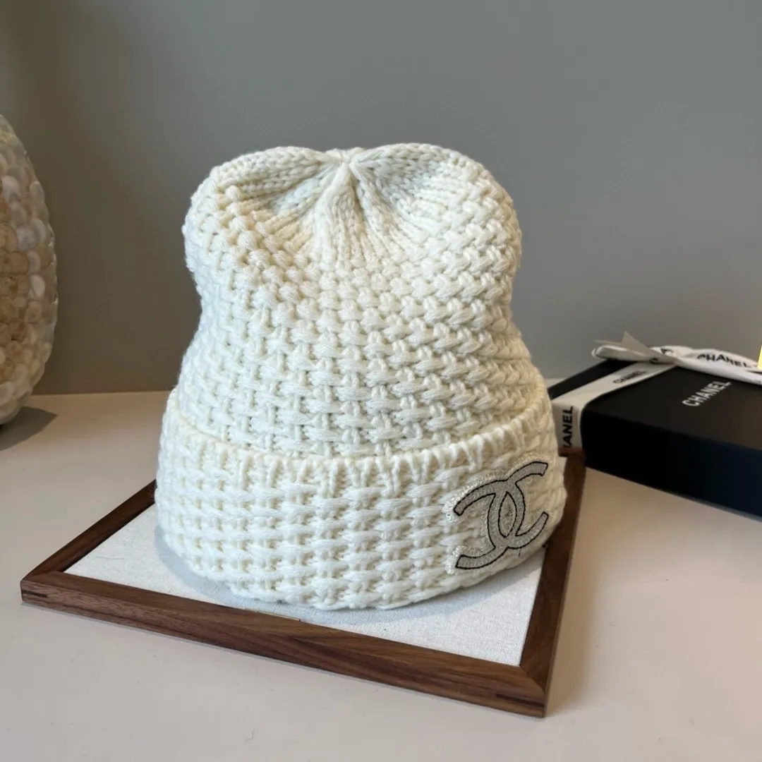 💰80¥ Chanel knitted beanie
