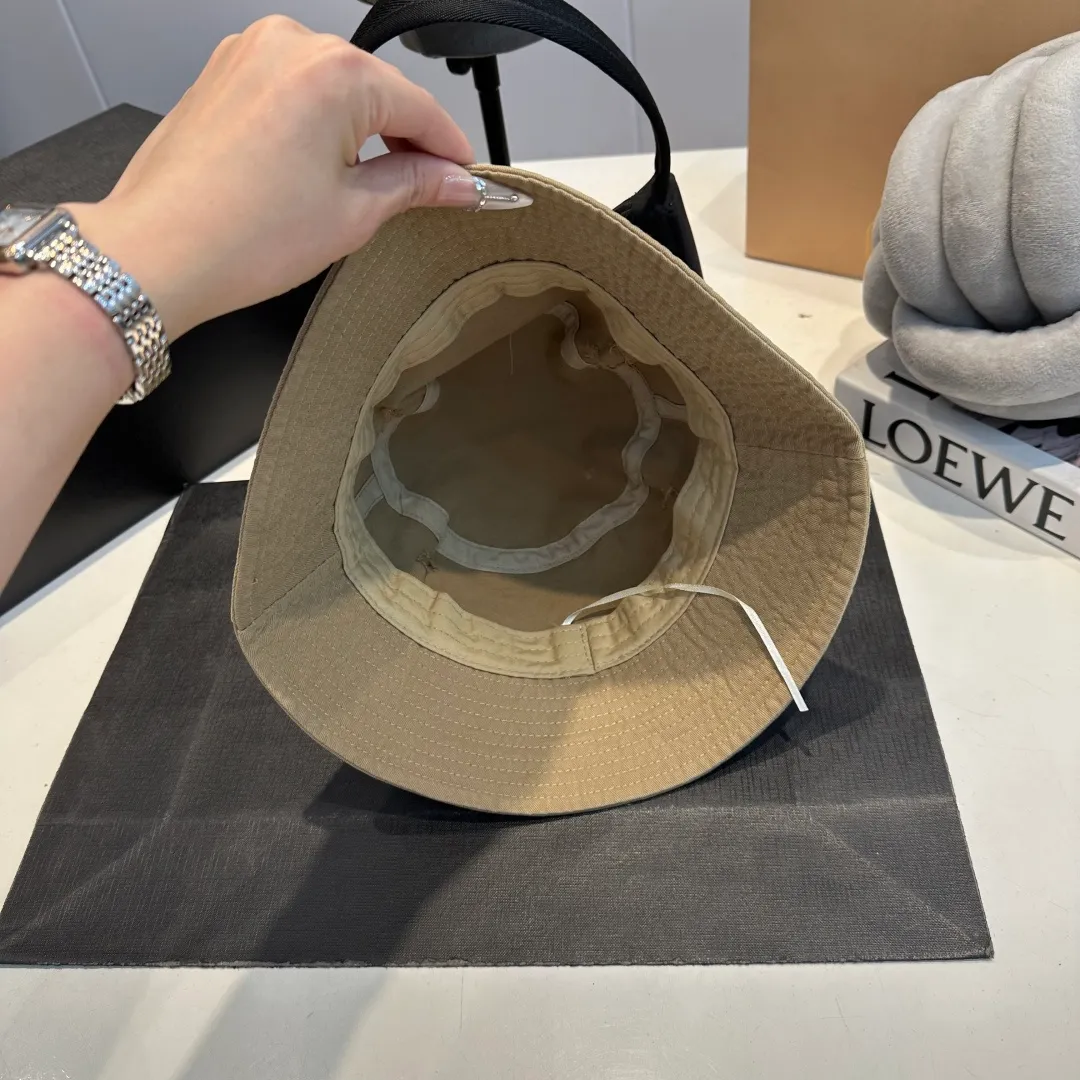 P60 Chanel new bucket hat, Xiaoxiang is classic and simple, fashionable and casual design, suitable for all seasons, a fisherman hat that coexists with laziness and sophistication