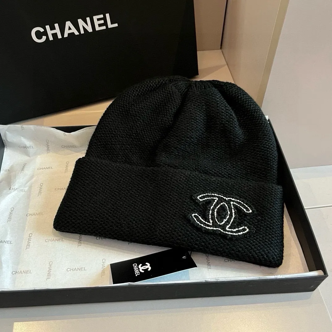 💰90¥ Chanel knitted beanie