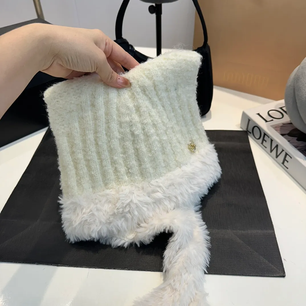 P60 CHANEL Chanel Cat Ears Wool Hat Women's Autumn and Winter Warm Ear Protection Knitted Hat Japanese Cute Pullover Hat 2024 New Cold Hat