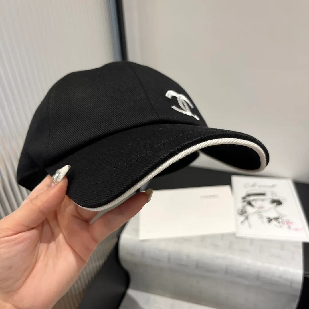💰80¥ Chanel wants the original peaked cap, advanced customization, 2025 new style, head circumference 57cm