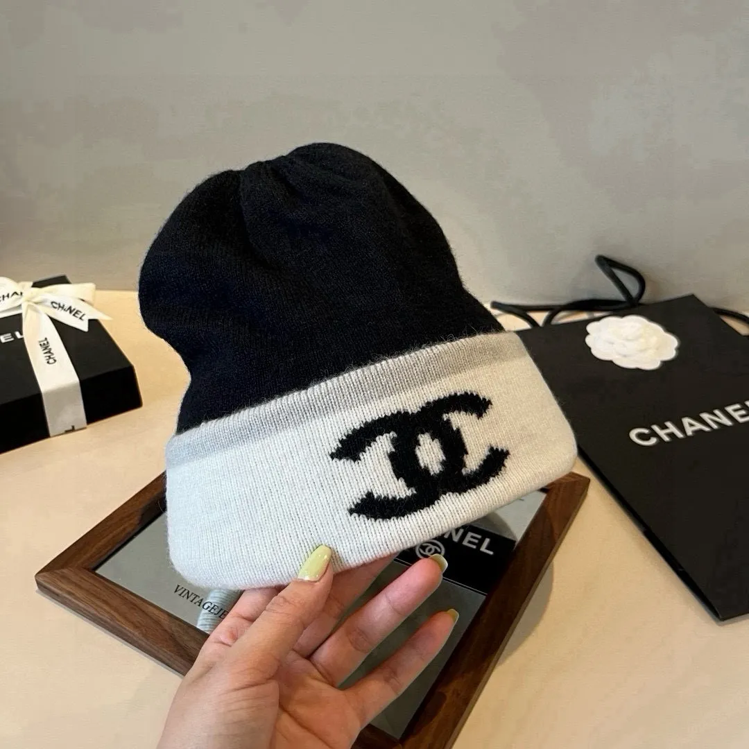 💰70¥ Chanel knitted beanie