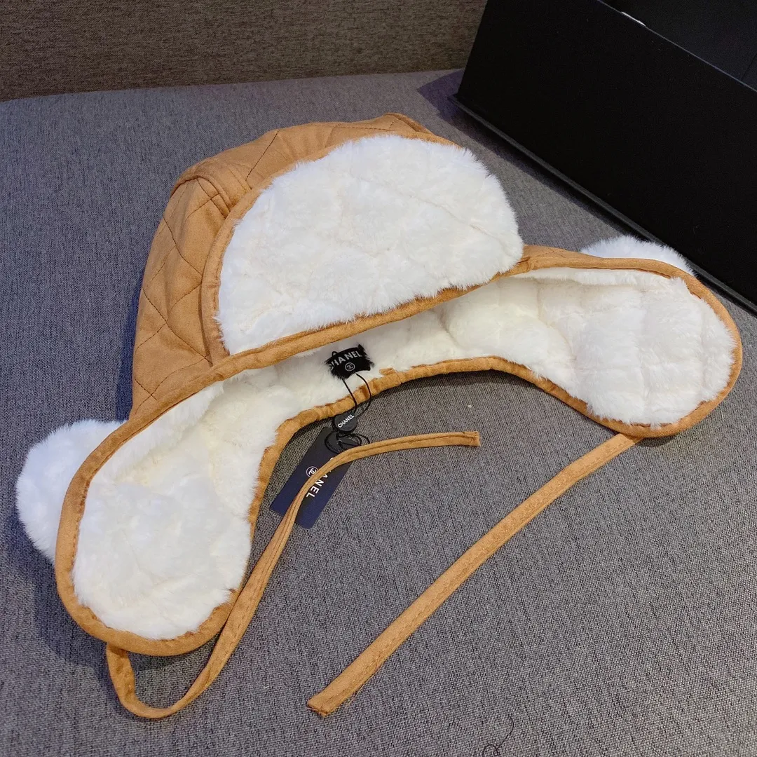 Special batch of 70 Chanel ear protection hats, autumn and winter cold hats, Lei Feng hats, one to one high version