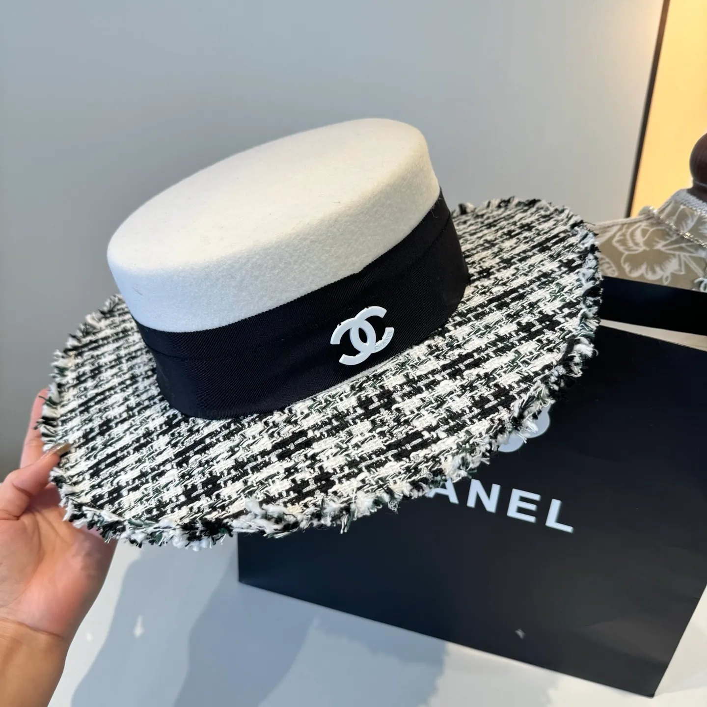 💰190¥ Chanel Chanel classic lady style flat top hat, head circumference 57cm