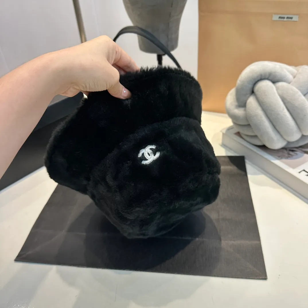 P56 Chanel Chanel 2024 Fisherman Hat for Women Autumn and Winter Without Makeup Versatile Face Showing Small Basin Hat Korean Style Elegant Temperament Bucket Hat