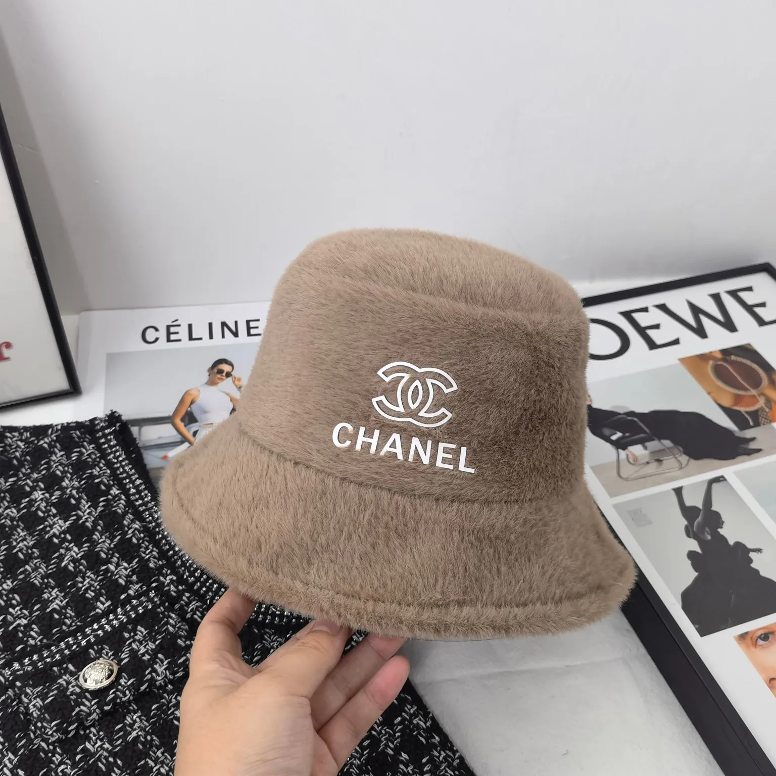 Special 🉐70💛 Comes with dust bag [CHANEL Chanel] 2022 autumn and winter new plush fisherman hat, small fragrance style big brand is out on the street, a must-have in autumn and winter