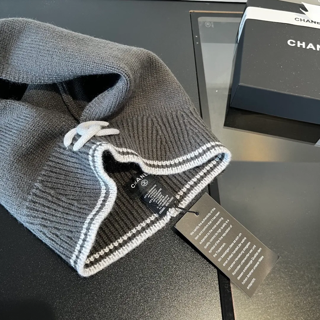 💰70¥ Chanel pullover woolen hat, dual-purpose hat and scarf, very cost-effective
