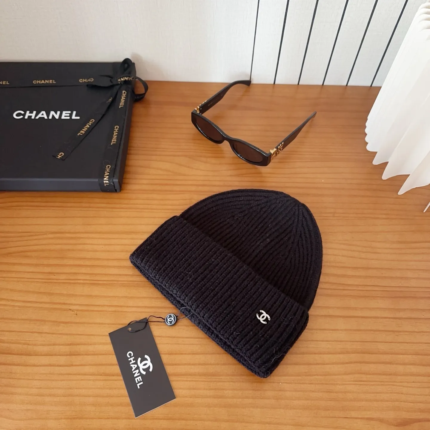 💰48 Chanel knitted beanie