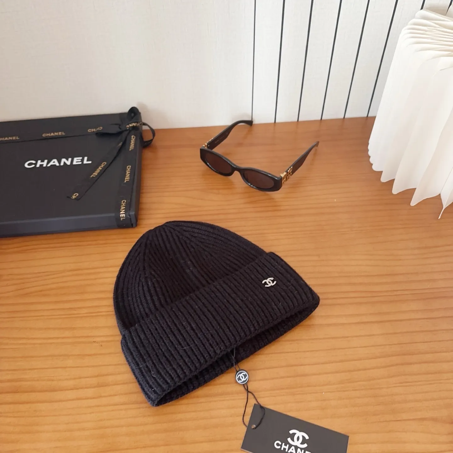 💰48 Chanel knitted beanie