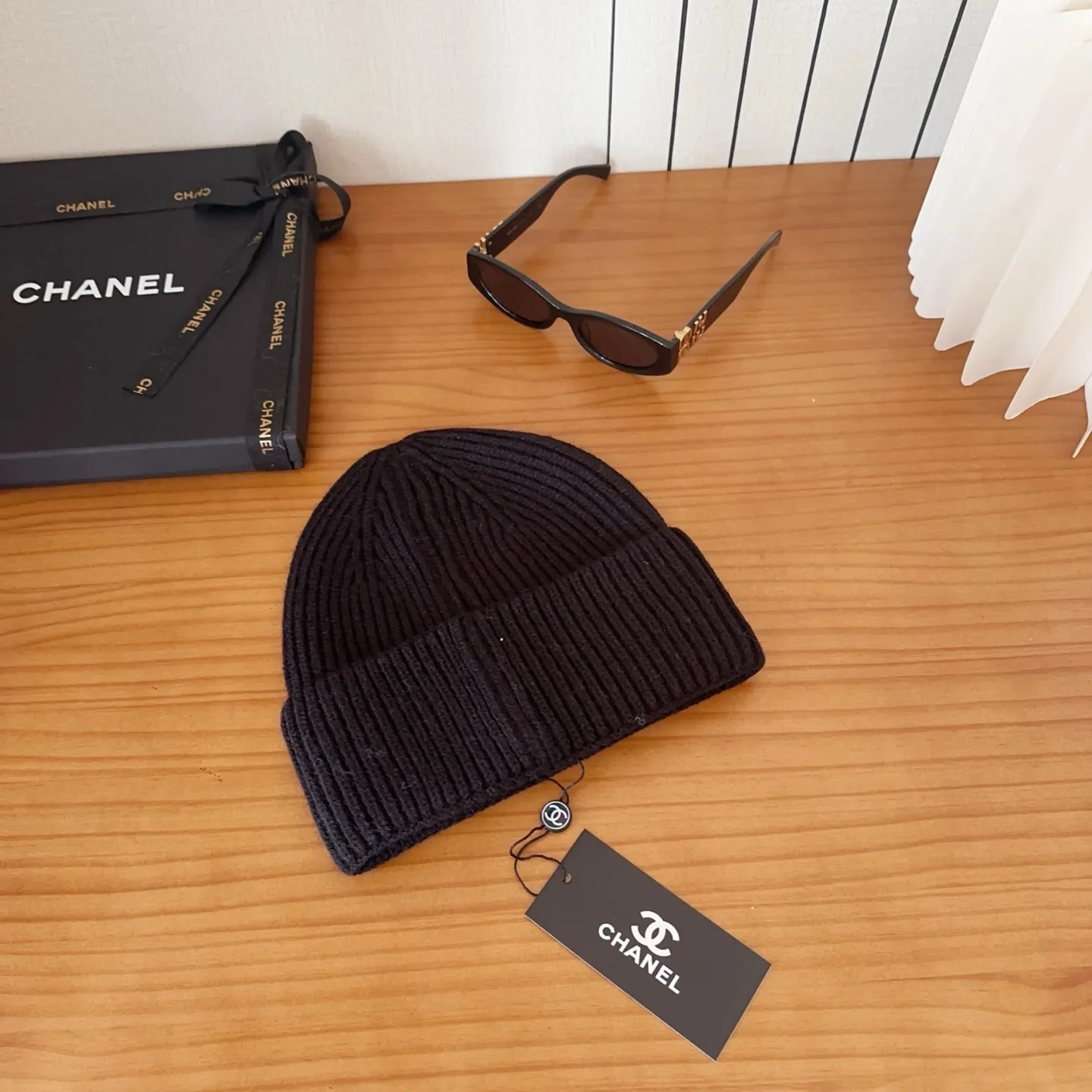 💰48 Chanel knitted beanie