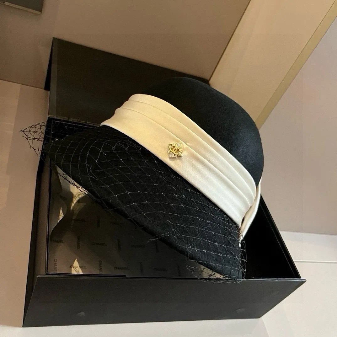 💰200¥ Chanel Chanel wool basin hat, mesh basin hat, 100% wool 🦙Fabric% Head circumference 57cm