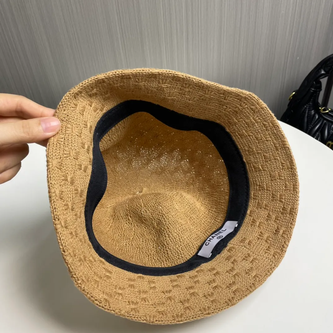 P50 with dust bag [Chanel Chanel] 2024 autumn and winter new style small fragrance bucket hat bucket hat ~ simple and elegant, popular online style