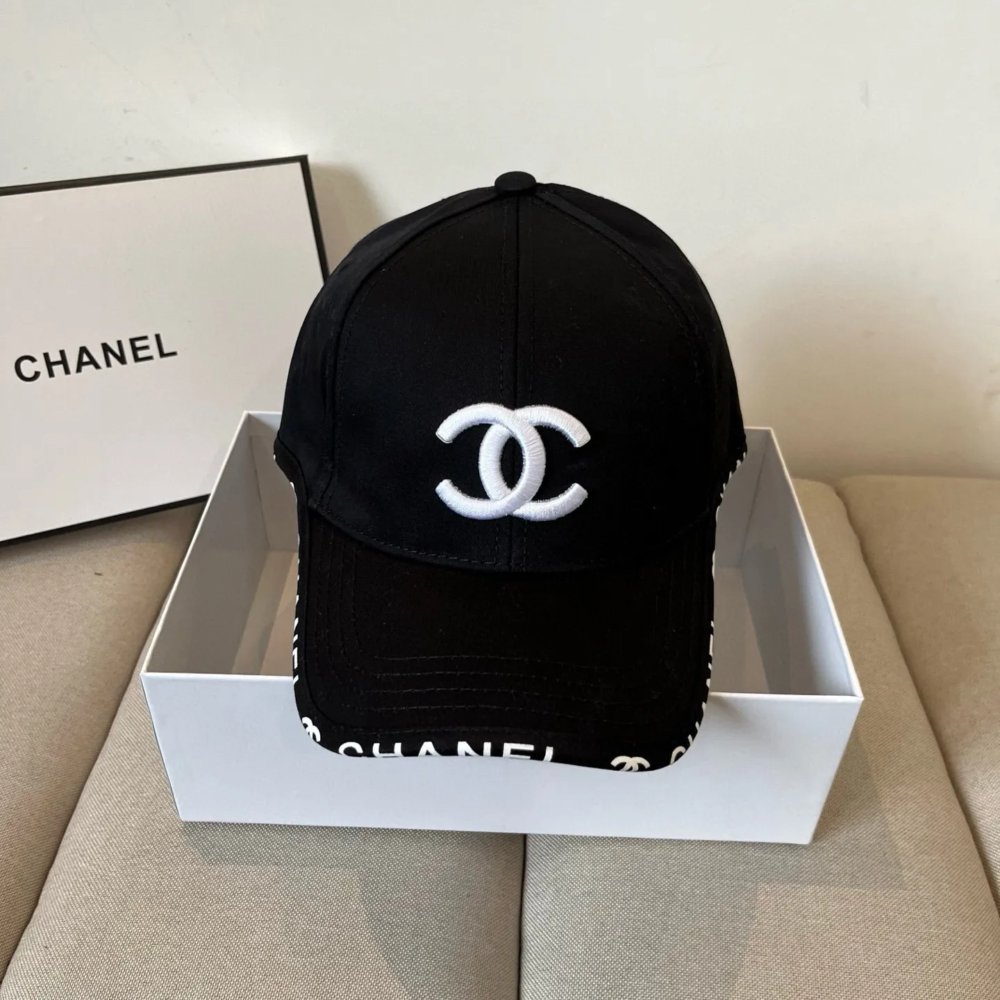 P60 CHANEL new baseball cap, Xiaoxiang classic and simple, fashionable and casual design, popular new product