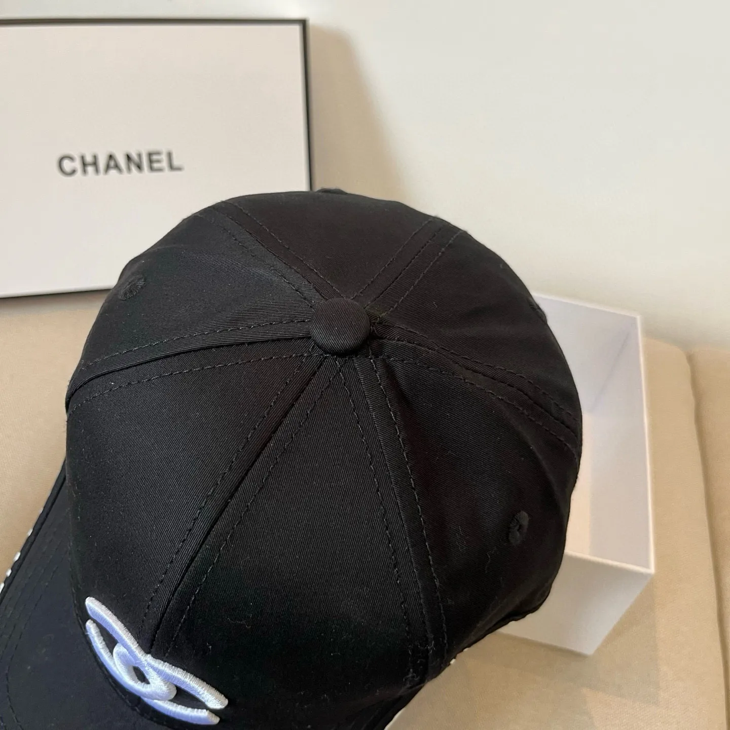 P60 CHANEL new baseball cap, Xiaoxiang classic and simple, fashionable and casual design, popular new product