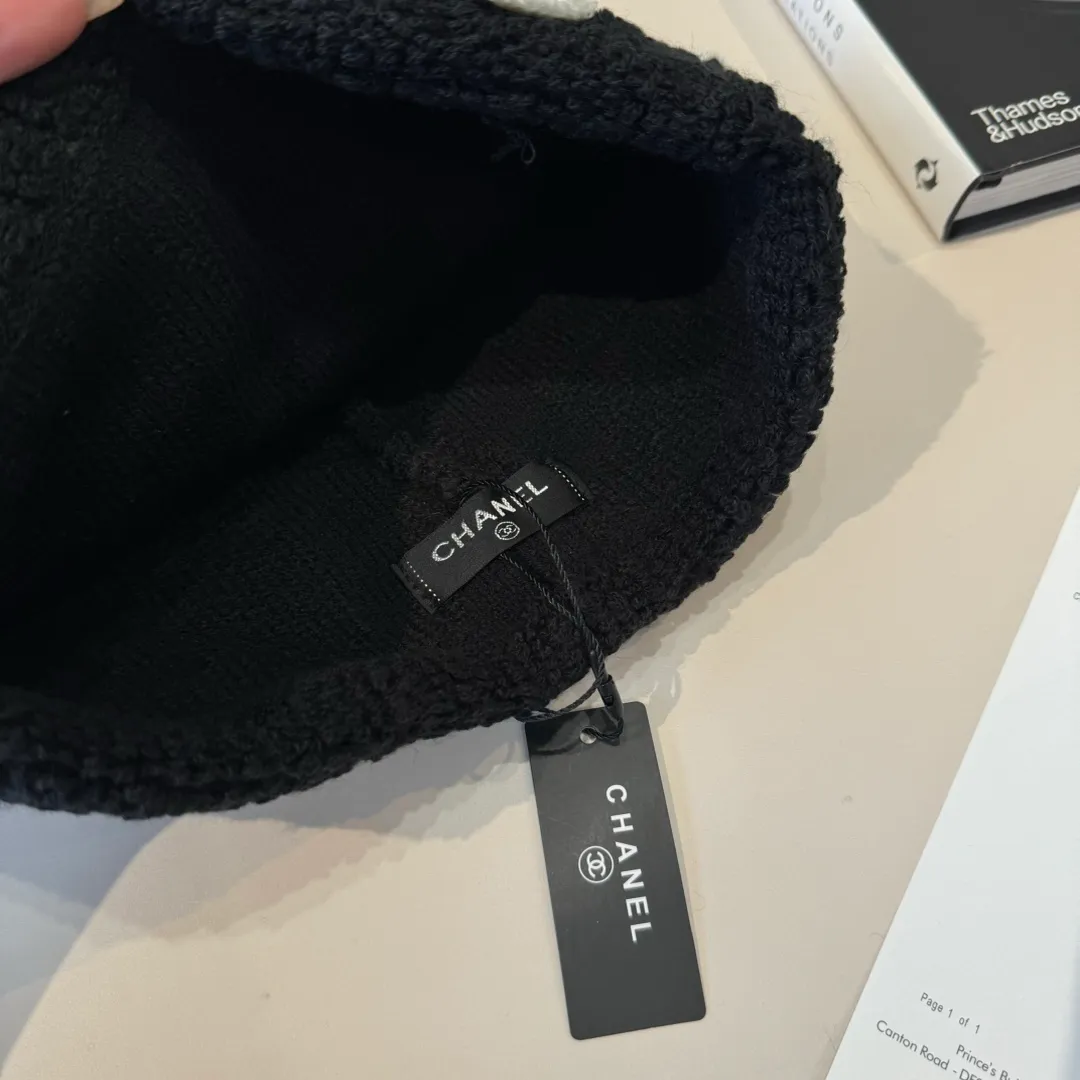 💰70¥ Chanel knitted beanie