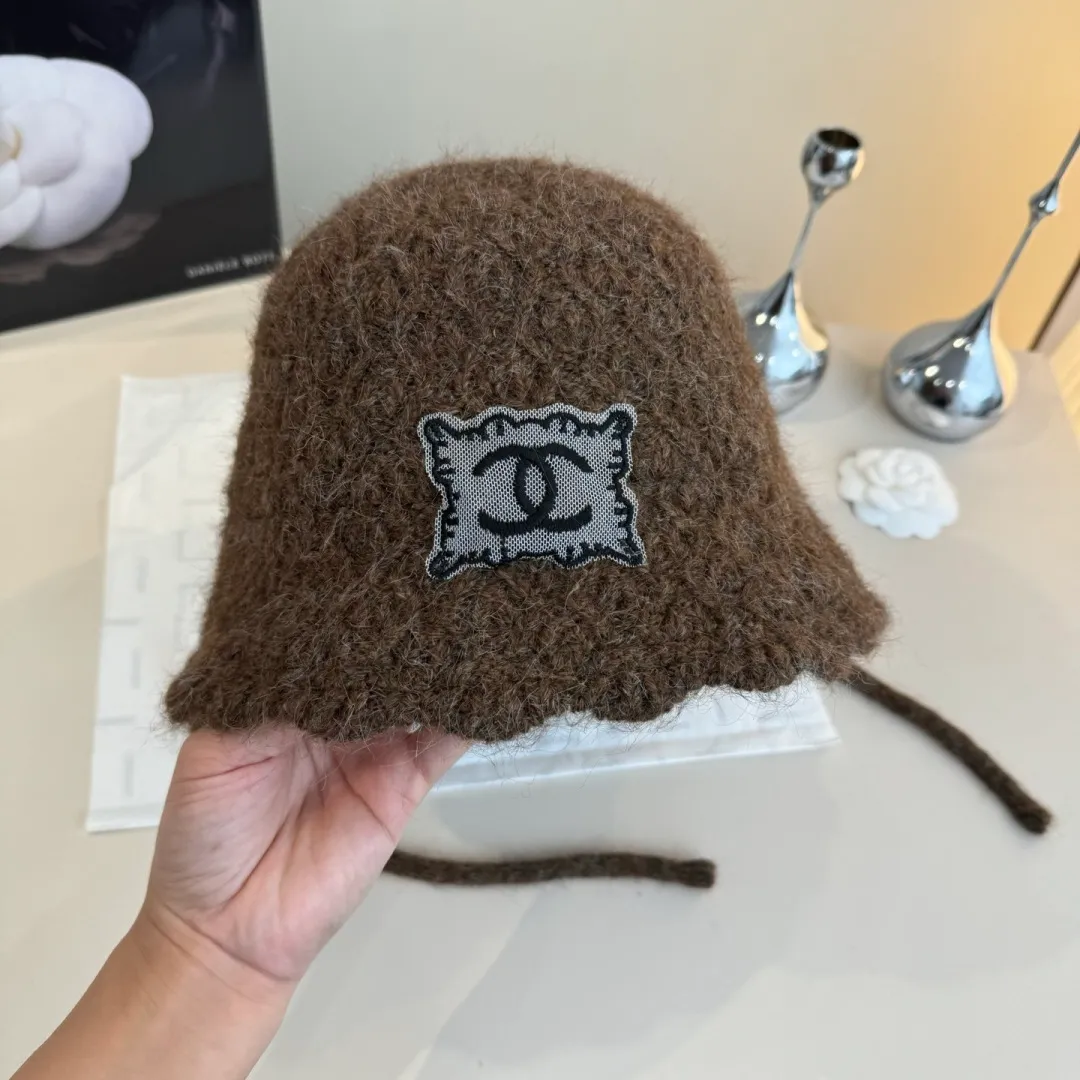 💰100¥ Chanel new knitted bucket hat, head circumference 57cm