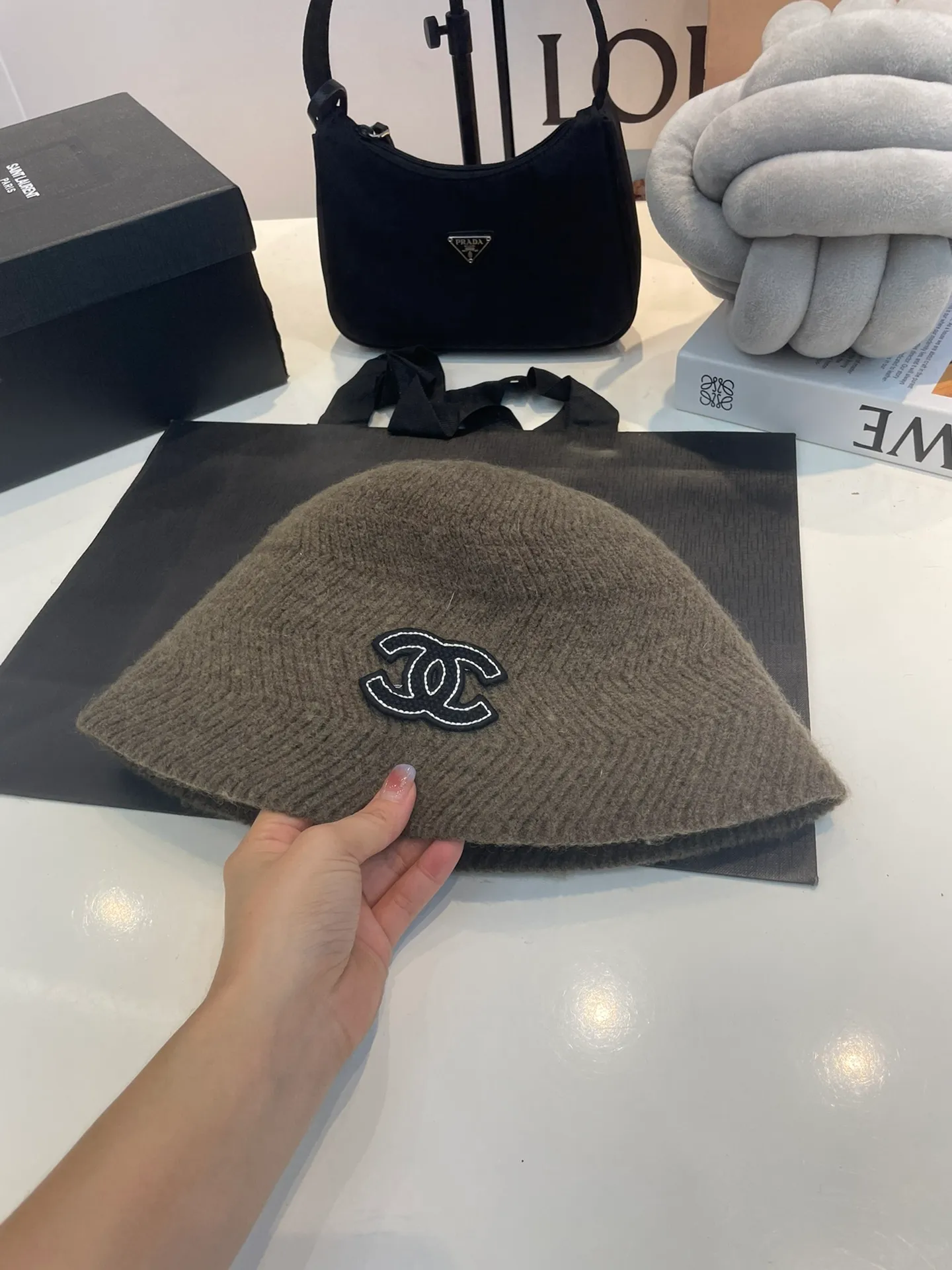 P70 Chanel Chanel 2023 new autumn and winter woolen bucket hat, wool fisherman hat, 100% wool fabric 🦙% head circumference 57cm