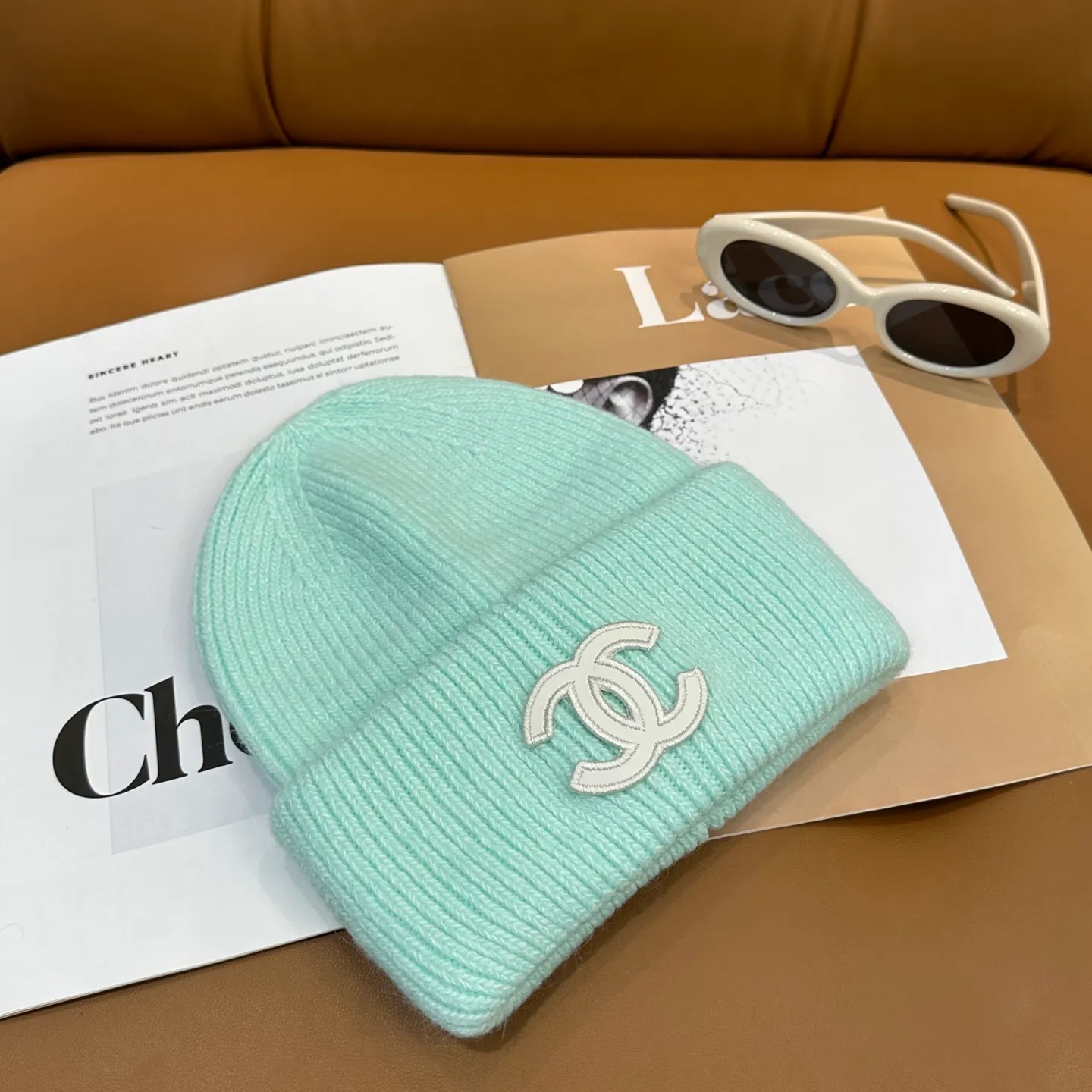 P60 CHANEL small and popular knitted hat! Xiaohongshu’s new product is released, it’s so 🉑️, high-elastic fabric, classic colors, same style for men and women.