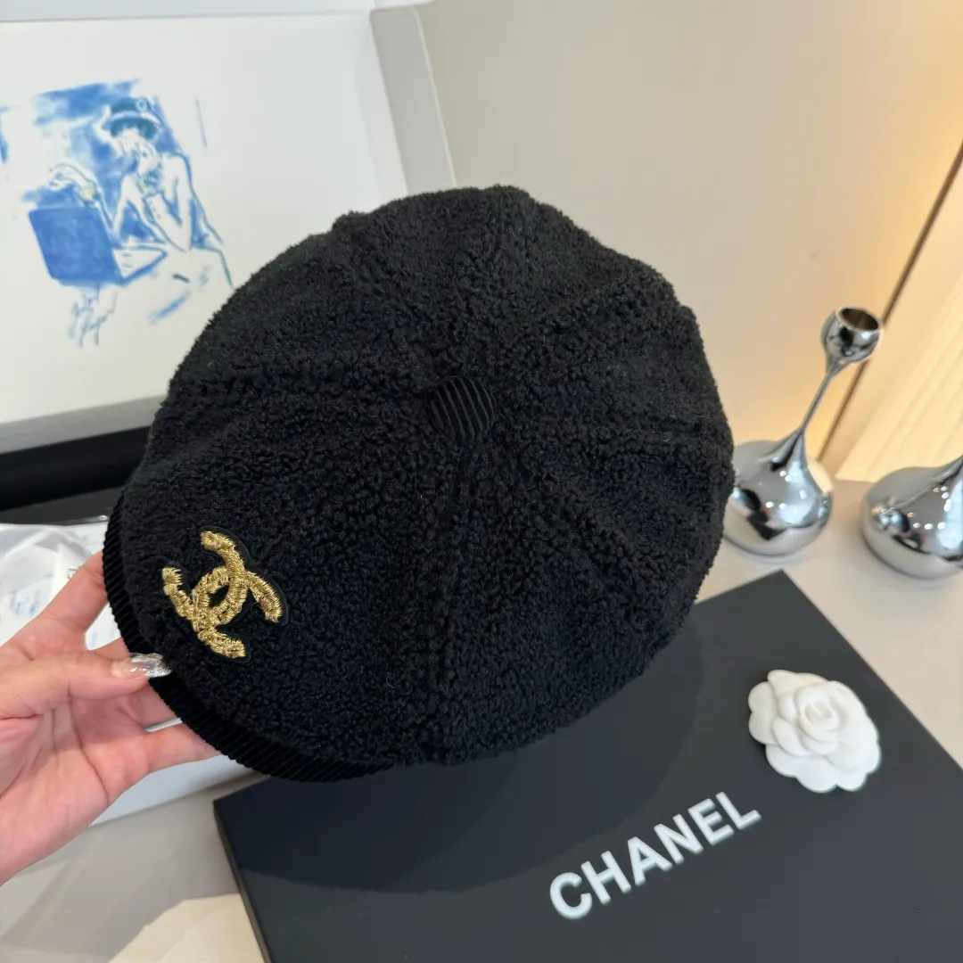 🉐150¥ Chanel wool duck bill forward cap, unisex,