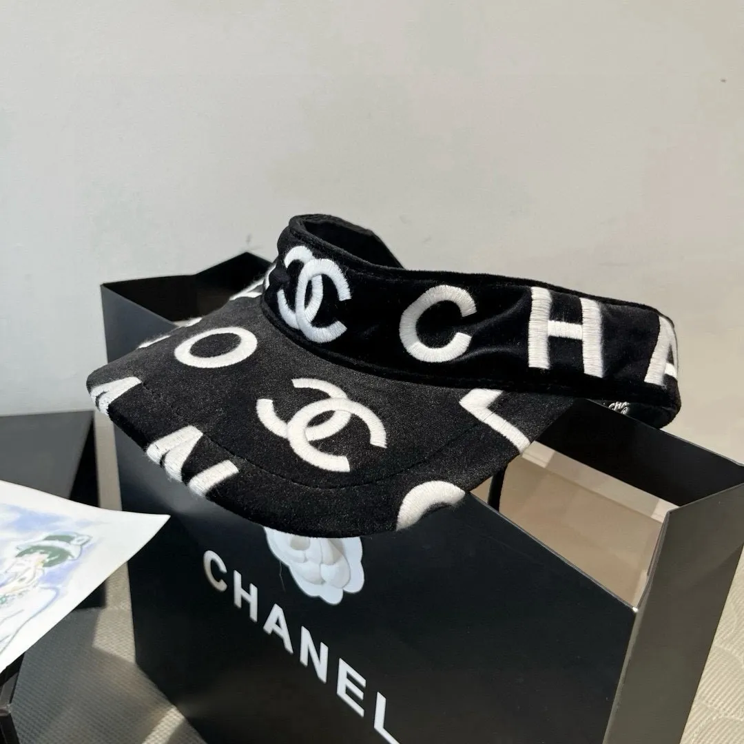 💰80¥ Chanel new empty top peaked hat