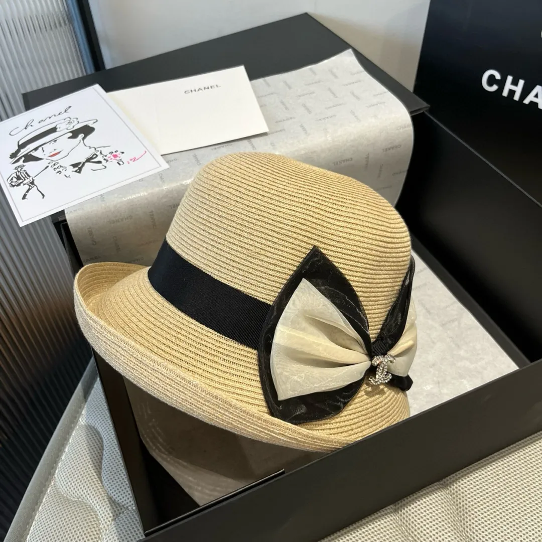 💰140¥ Chanel curled straw hat, head circumference 57cm
