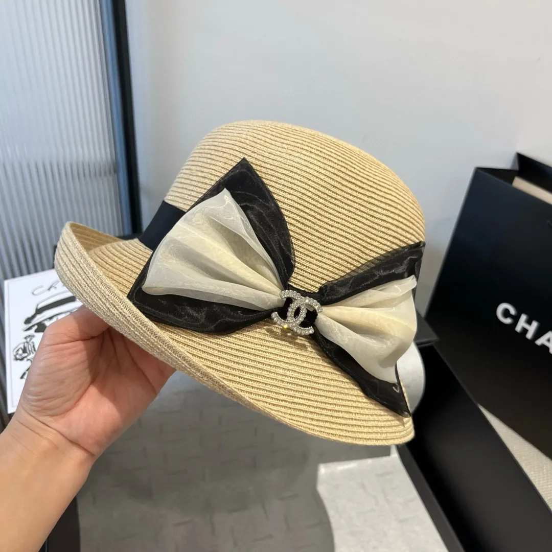 💰140¥ Chanel curled straw hat, head circumference 57cm