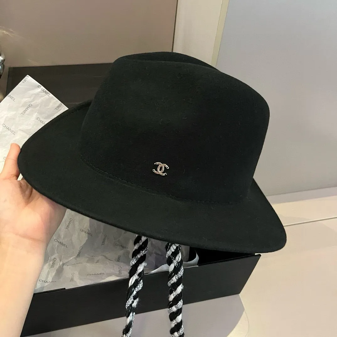 💰190¥ Chanel official wool hat, % wool fabric🦙, head circumference 57cm