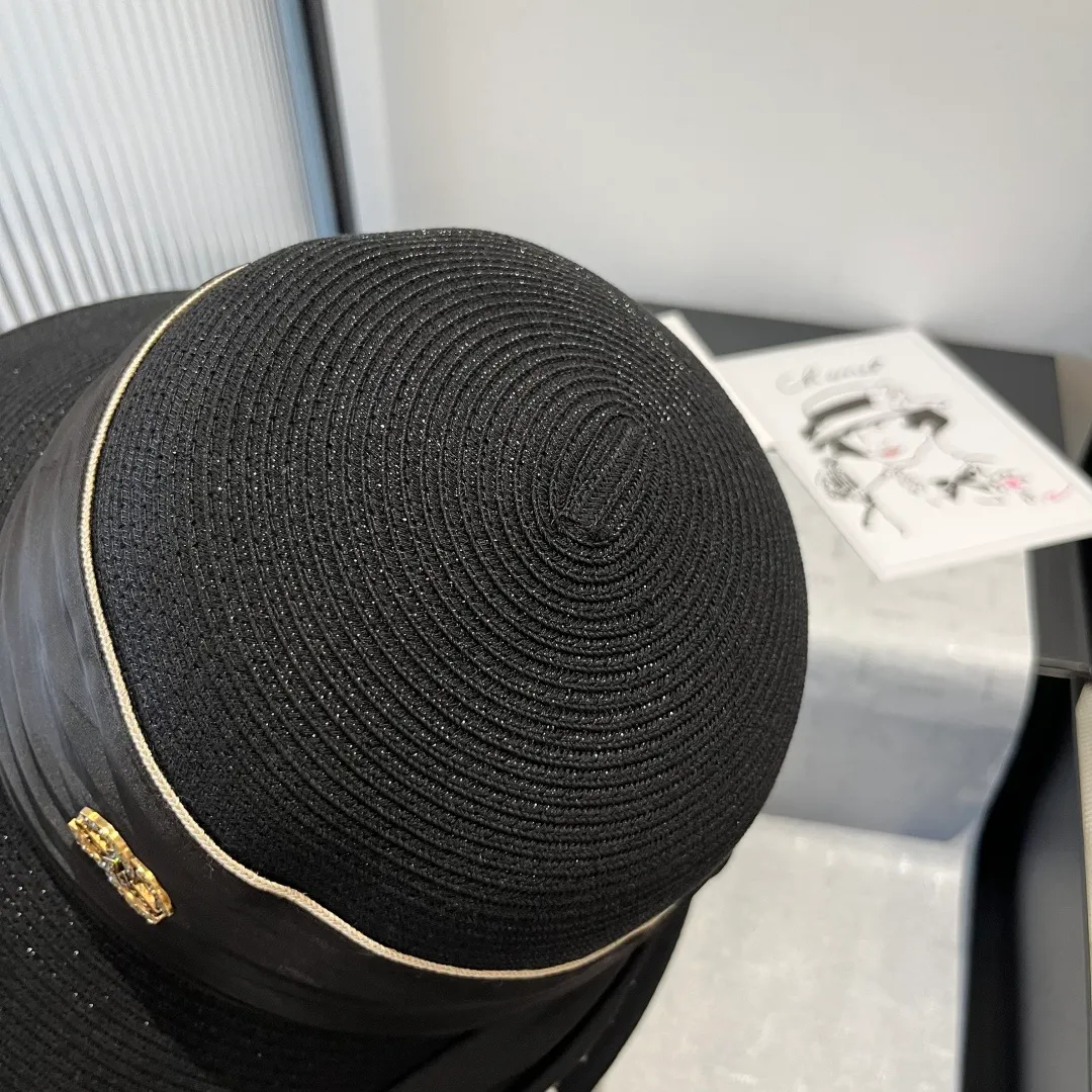 💰160¥ Chanel basin hat, Taiwan PP straw fabric, full of high-end feel, head circumference 57cm