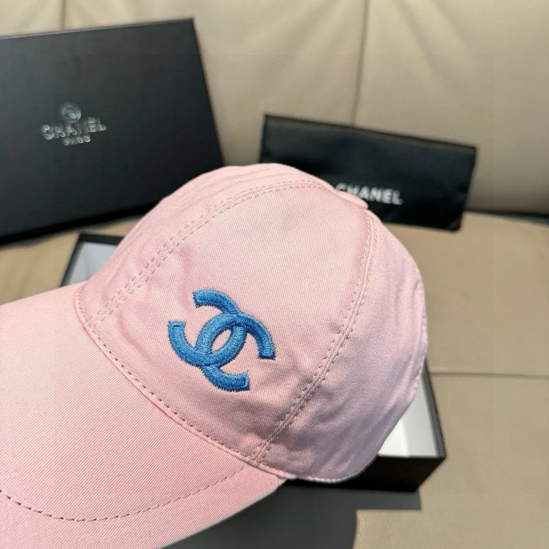 P90, new original baseball cap from Chanel counter, 1:1 mold customization, three-dimensional embroidery, exquisite and flawless! 100% pure cotton fabric, original factory quality, exclusive physical photography.