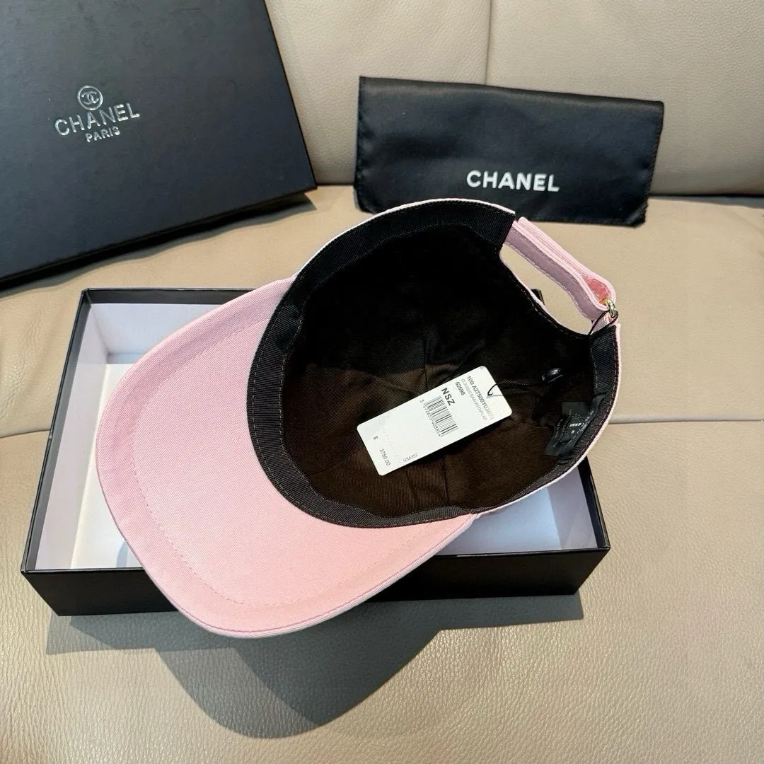 P90, new original baseball cap from Chanel counter, 1:1 mold customization, three-dimensional embroidery, exquisite and flawless! 100% pure cotton fabric, original factory quality, exclusive physical photography.