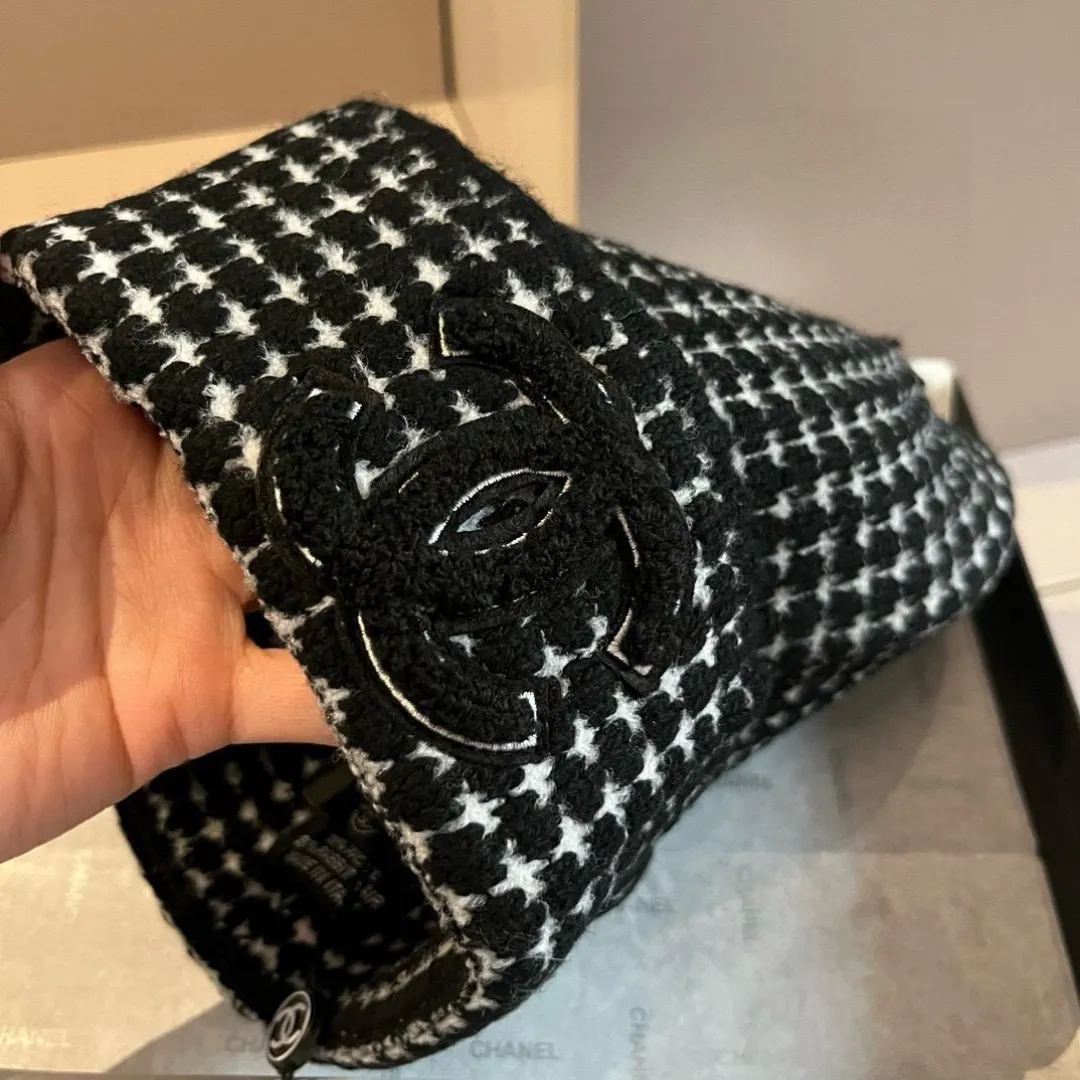 💰70¥ Chanel knitted beanie