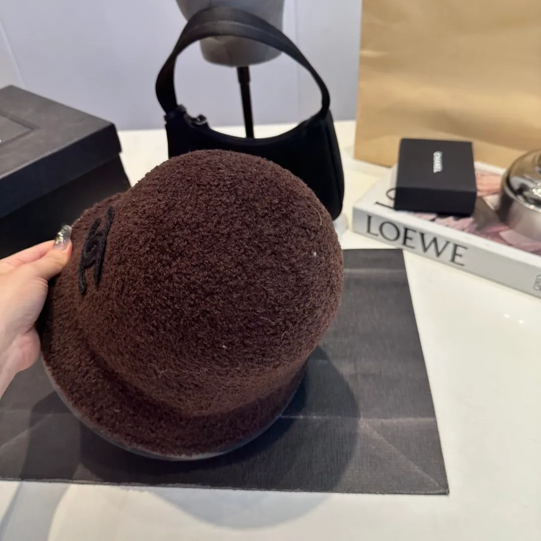 P100 Chanel new bucket hat, head circumference 57cm