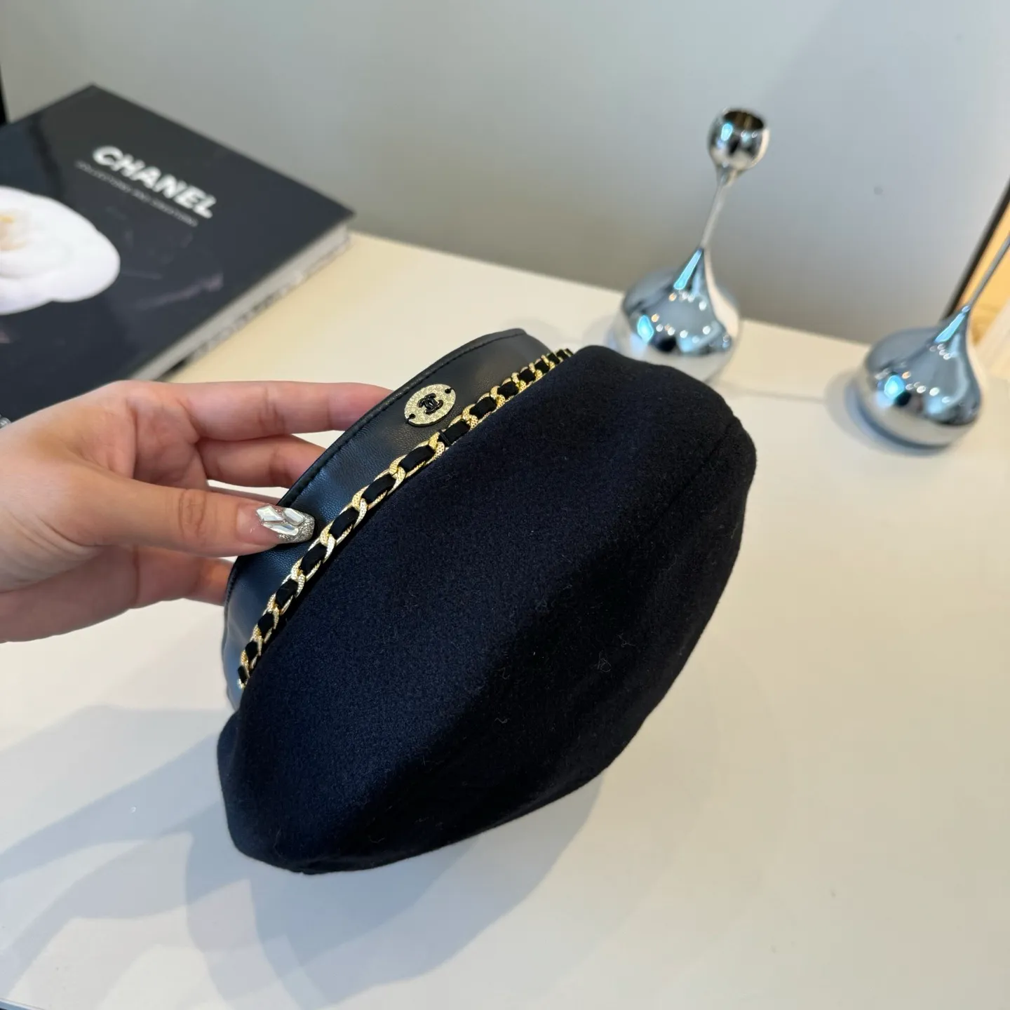 💰100¥ Chanel wool beret, small fragrant chain beret, head circumference 57cm