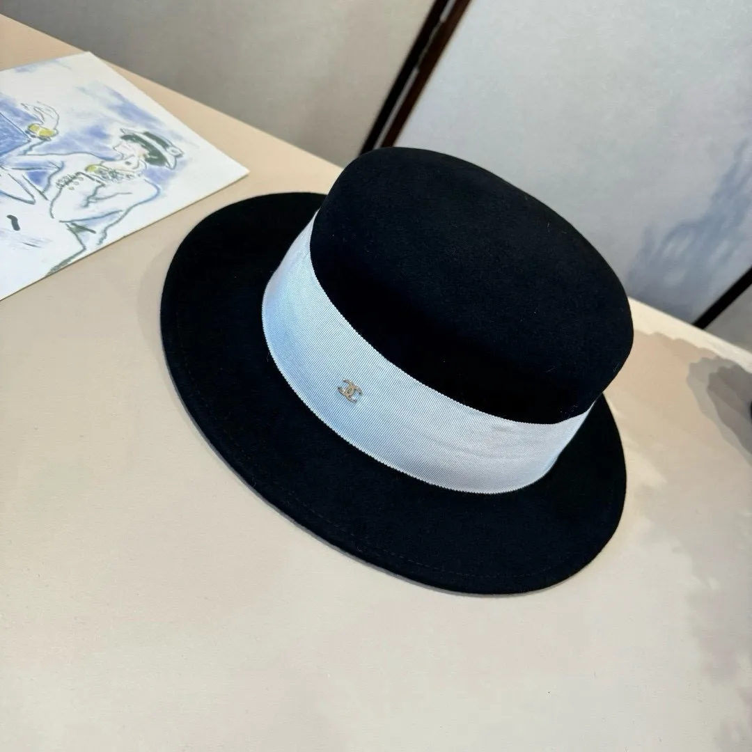 💰180¥ Chanel Chanel new classic lady style flat top hat, head circumference 57cm