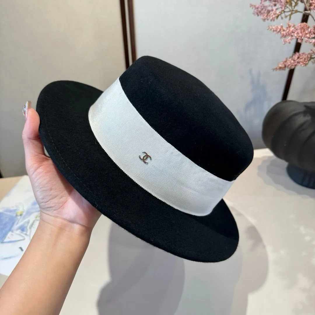 💰180¥ Chanel Chanel new classic lady style flat top hat, head circumference 57cm