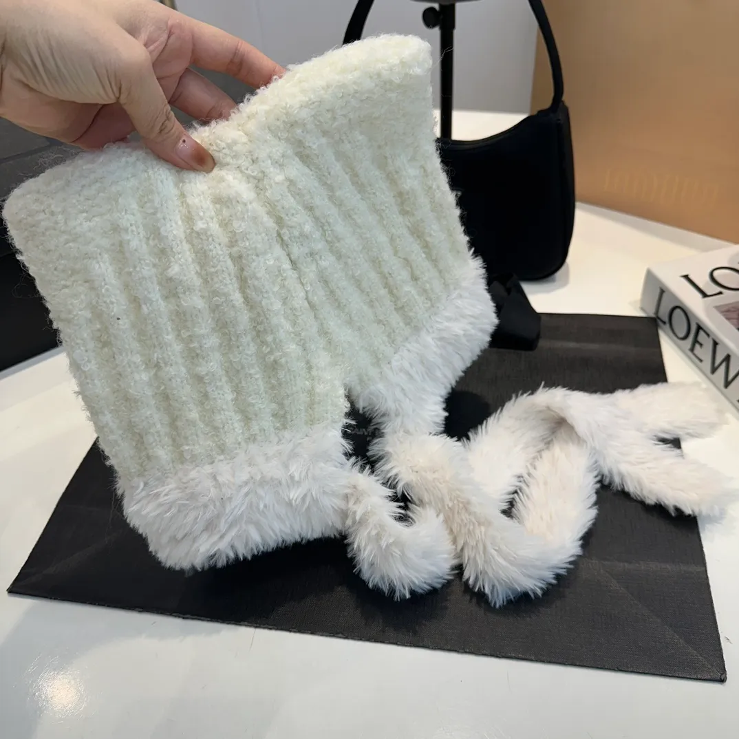 P60 CHANEL Chanel Cat Ears Wool Hat Women's Autumn and Winter Warm Ear Protection Knitted Hat Japanese Cute Pullover Hat 2024 New Cold Hat